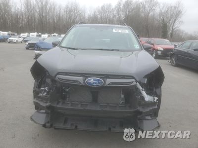 Piąte zdjęcie samochodu w środku: 2023 SUBARU FORESTER LIMITED VIN:JF2SKAPC9PH470310 - miniatura