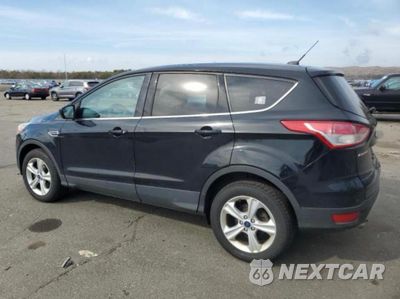 Trzecie zdjęcie samochodu z tyłu: 2016 FORD ESCAPE SE VIN:1FMCU9GX2GUB57746 - miniatura