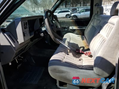 Zdjęcie 7 z 14 samochodu: 1993 GMC SIERRA C1500 VIN:1GTDC14H9PZ512957 - miniatura