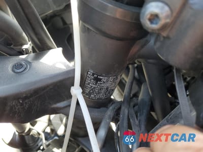 Zdjęcie 9 z 10 samochodu: 2025 KAWASAKI EX650 R VIN:ML5EXER19SDAD6834 - miniatura