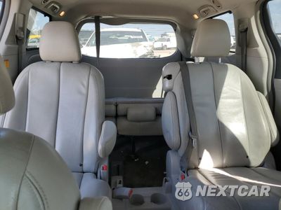 Zdjęcie 10 z 13 samochodu: 2013 TOYOTA SIENNA XLE VIN:5TDYK3DC6DS382007 - miniatura