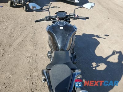 Zdjęcie 6 z 9 samochodu: 2022 KAWASAKI ZR900 F VIN:ML5ZRDF15NDA54721 - miniatura
