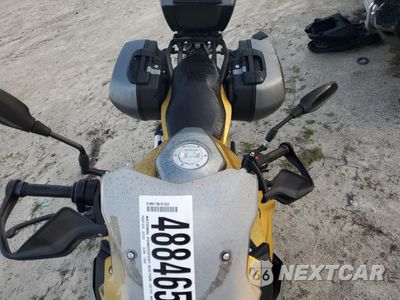 Piąte zdjęcie samochodu w środku: 2020 BMW F 900 XR VIN:WB10K2301LZ779939 - miniatura
