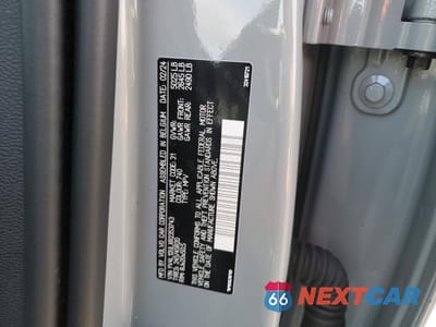 Zdjęcie 15 z 16 samochodu: 2024 VOLVO XC40 PLUS VIN:YV4L12ULXR2353743 - miniatura