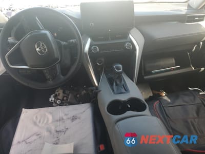 Zdjęcie 8 z 13 samochodu: 2024 TOYOTA VENZA LE VIN:JTEAAAAH5RJ185998 - miniatura