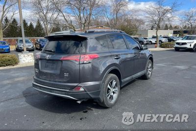 Czwarte zdjęcie samochodu z boku: 2018 TOYOTA RAV4 ADVENTURE VIN:2T3RFREV7JW721394 - miniatura