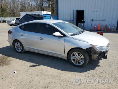 Czwarte zdjęcie samochodu z boku: 2019 HYUNDAI ELANTRA SEL VIN:5NPD84LF0KH419263 - miniatura