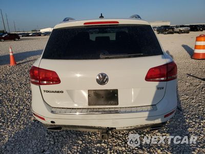 Zdjęcie 6 z 15 samochodu: 2014 VOLKSWAGEN TOUAREG V6 TDI VIN:WVGEP9BP0ED001256 - miniatura