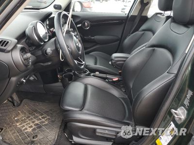 Zdjęcie 7 z 13 samochodu: 2017 MINI COOPER S VIN:WMWXU3C33H2F48634 - miniatura