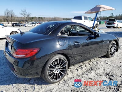 Trzecie zdjęcie samochodu z tyłu: 2019 MERCEDES-BENZ SLC 300 VIN:WDDPK3JAXKF160281 - miniatura