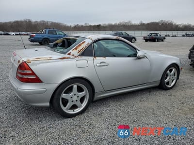 Trzecie zdjęcie samochodu z tyłu: 2002 MERCEDES-BENZ SLK 320 VIN:WDBKK65F42F250018 - miniatura