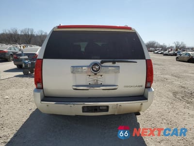 Zdjęcie 6 z 13 samochodu: 2008 CADILLAC ESCALADE ESV VIN:1GYFK668X8R272089 - miniatura
