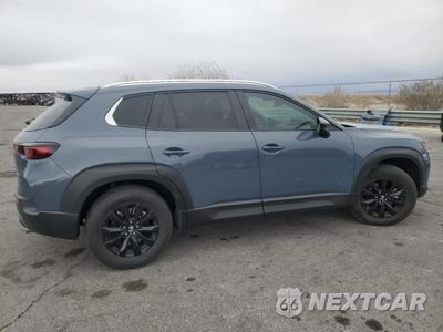 Trzecie zdjęcie samochodu z tyłu: 2024 MAZDA CX-50 PREFERRED VIN:7MMVABBM1RN189935 - miniatura