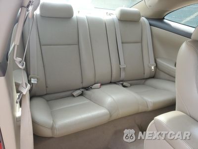 Zdjęcie 11 z 14 samochodu: 2004 TOYOTA CAMRY SOLARA SE VIN:4T1CA30PX4U021540 - miniatura