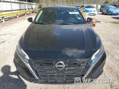 Piąte zdjęcie samochodu w środku: 2023 NISSAN ALTIMA SV VIN:1N4BL4DV2PN335812 - miniatura