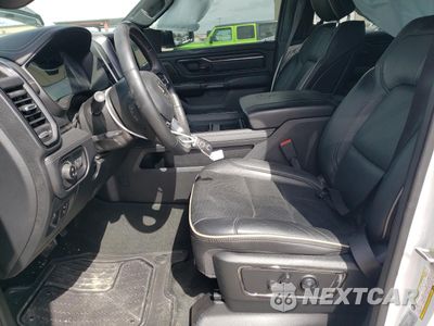 Zdjęcie 7 z 13 samochodu: 2023 RAM 1500 LIMITED VIN:1C6SRFHT7PN671931 - miniatura