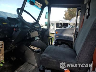 Zdjęcie 7 z 13 samochodu: 2020 FREIGHTLINER CHASSIS M LINE WALK-IN VAN VIN:4UZAC2EA2LCLZ6200 - miniatura