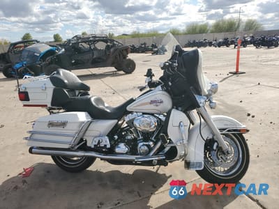 2007 HARLEY-DAVIDSON FLHTCUI 1HD1FC41X7Y703882 - główne zdjęcie licytacji z USA - miniatura