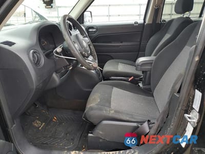 Zdjęcie 7 z 13 samochodu: 2016 JEEP PATRIOT SPORT VIN:1C4NJRBB9GD595049 - miniatura
