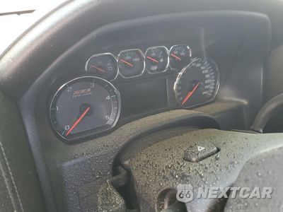 Zdjęcie 8 z 10 samochodu: 2017 CHEVROLET SILVERADO K2500 HEAVY DUTY LTZ VIN:1GC1KWEY9HF238440 - miniatura