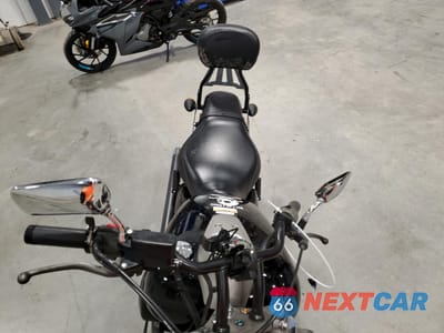 Piąte zdjęcie samochodu w środku: 2011 HONDA VT750 C2B VIN:JH2RC537XBK101579 - miniatura