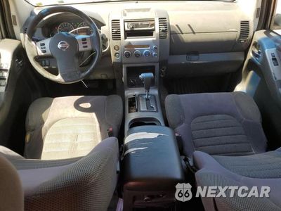 Zdjęcie 8 z 13 samochodu: 2006 NISSAN PATHFINDER LE VIN:5N1AR18W36C623415 - miniatura