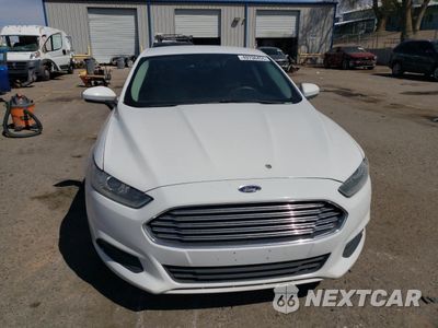 Piąte zdjęcie samochodu w środku: 2016 FORD FUSION S VIN:3FA6P0G7XGR194626 - miniatura