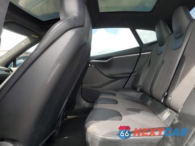 Zdjęcie 10 z 12 samochodu: 2014 TESLA MODEL S VIN:5YJSA1H16EFP58149 - miniatura