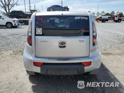 Zdjęcie 6 z 13 samochodu: 2011 KIA SOUL + VIN:KNDJT2A2XB7705910 - miniatura
