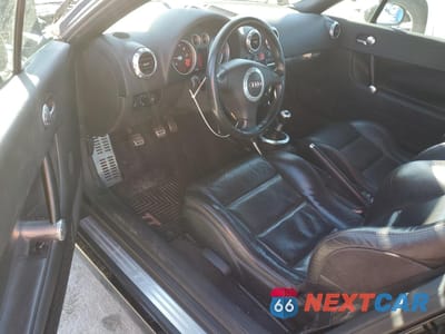 Zdjęcie 8 z 12 samochodu: 2001 AUDI TT QUATTRO VIN:TRUUT28N511048227 - miniatura