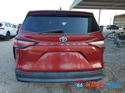 Zdjęcie 6 z 14 samochodu: 2021 TOYOTA SIENNA LE VIN:5TDKRKEC4MS044079 - miniatura