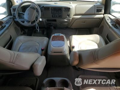 Zdjęcie 8 z 13 samochodu: 2000 FORD F350 SUPER DUTY VIN:1FTWW32F6YEC36887 - miniatura