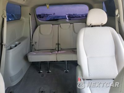 Zdjęcie 10 z 14 samochodu: 2017 KIA SEDONA LX VIN:KNDMB5C12H6231973 - miniatura
