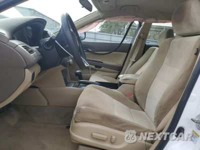 Zdjęcie 7 z 13 samochodu: 2010 HONDA ACCORD LXP VIN:1HGCP2F49AA079440 - miniatura