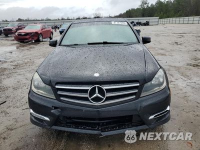 Piąte zdjęcie samochodu w środku: 2014 MERCEDES-BENZ C 300 4MATIC VIN:WDDGF8AB2ER313216 - miniatura
