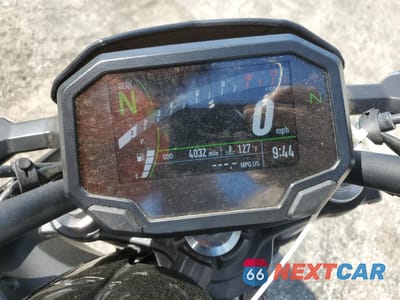 Zdjęcie 7 z 10 samochodu: 2021 KAWASAKI ER650 L VIN:ML5EREL17MDA34963 - miniatura