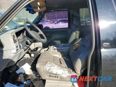 Zdjęcie 7 z 13 samochodu: 1998 CHEVROLET TAHOE K1500 VIN:3GNEK18R9WG123185 - miniatura