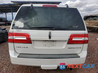 Zdjęcie 6 z 15 samochodu: 2014 LINCOLN NAVIGATOR VIN:5LMJJ2J58EEL08527 - miniatura