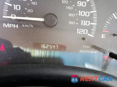 Zdjęcie 9 z 14 samochodu: 2004 CHEVROLET CLASSIC VIN:1G1ND52F54M547412 - miniatura