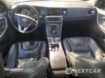 Zdjęcie 8 z 14 samochodu: 2012 VOLVO S60 T5 VIN:YV1622FS5C2119075 - miniatura