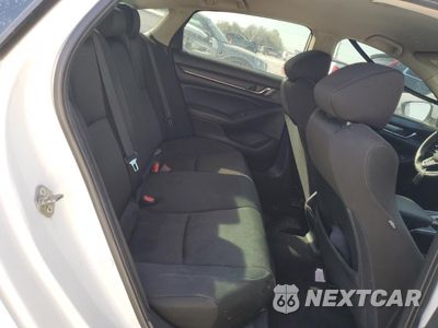 Zdjęcie 10 z 13 samochodu: 2018 HONDA ACCORD LX VIN:1HGCV1F1XJA123340 - miniatura