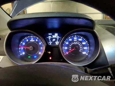 Zdjęcie 9 z 13 samochodu: 2013 HYUNDAI ELANTRA GLS VIN:5NPDH4AE6DH183005 - miniatura
