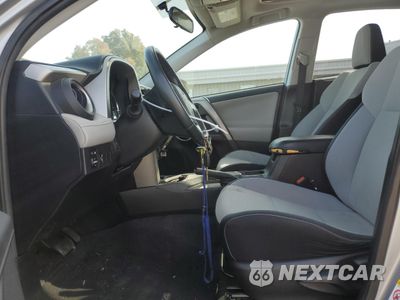Zdjęcie 7 z 13 samochodu: 2016 TOYOTA RAV4 XLE VIN:2T3WFREV1GW278686 - miniatura