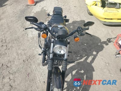 Piąte zdjęcie samochodu w środku: 2020 HARLEY-DAVIDSON XL883 N VIN:1HD4LE21XLB422375 - miniatura
