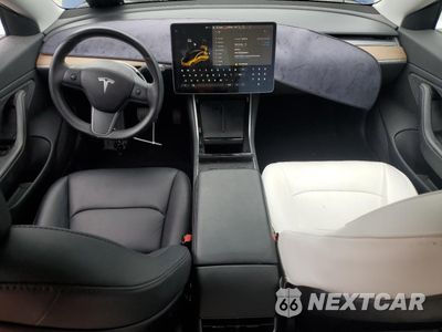 Zdjęcie 8 z 13 samochodu: 2018 TESLA MODEL 3 VIN:5YJ3E1EA8JF052033 - miniatura