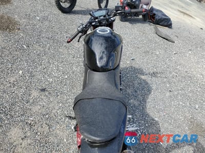 Zdjęcie 6 z 9 samochodu: 2018 SUZUKI SV650 VIN:JS1VP55A5J2100238 - miniatura