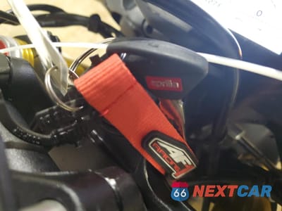 Zdjęcie 8 z 10 samochodu: 2018 APRILIA TUONO V4 1 VIN:ZD4KGU006JS000817 - miniatura