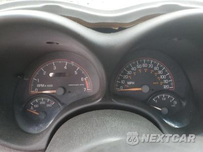 Zdjęcie 9 z 12 samochodu: 2001 PONTIAC GRAND AM SE VIN:1G2NE52T61M642054 - miniatura