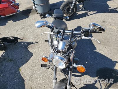 Piąte zdjęcie samochodu w środku: 2017 YAMAHA XV250 C VIN:JYAVG04Y4HA002384 - miniatura