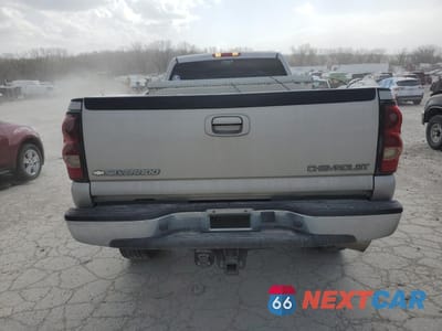 Zdjęcie 6 z 12 samochodu: 2004 CHEVROLET SILVERADO K3500 VIN:1GCHK33294F245071 - miniatura